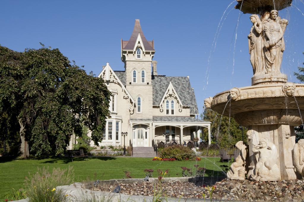 Elm Hurst Inn & Spa Ingersoll Bagian luar foto