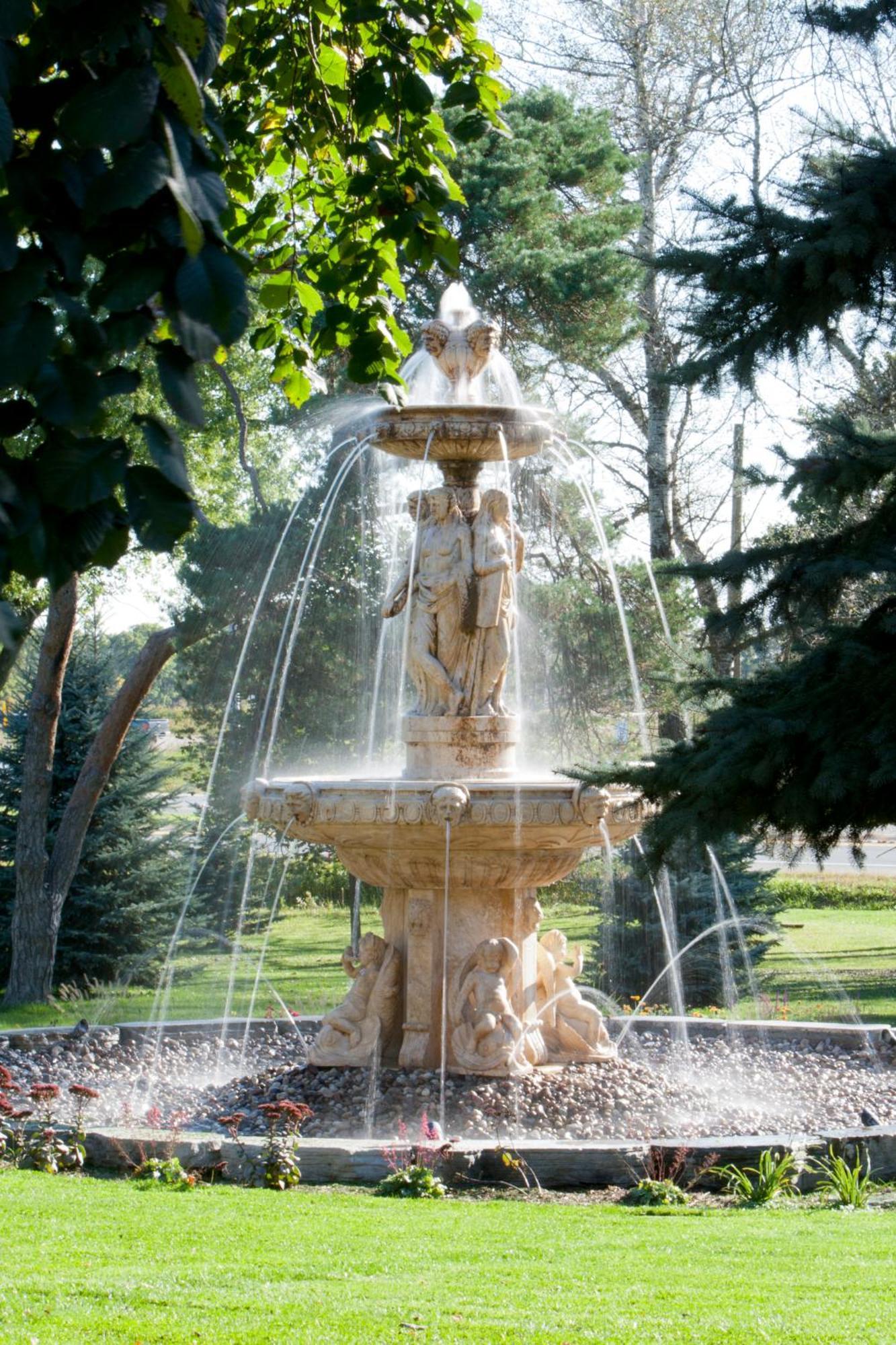 Elm Hurst Inn & Spa Ingersoll Bagian luar foto