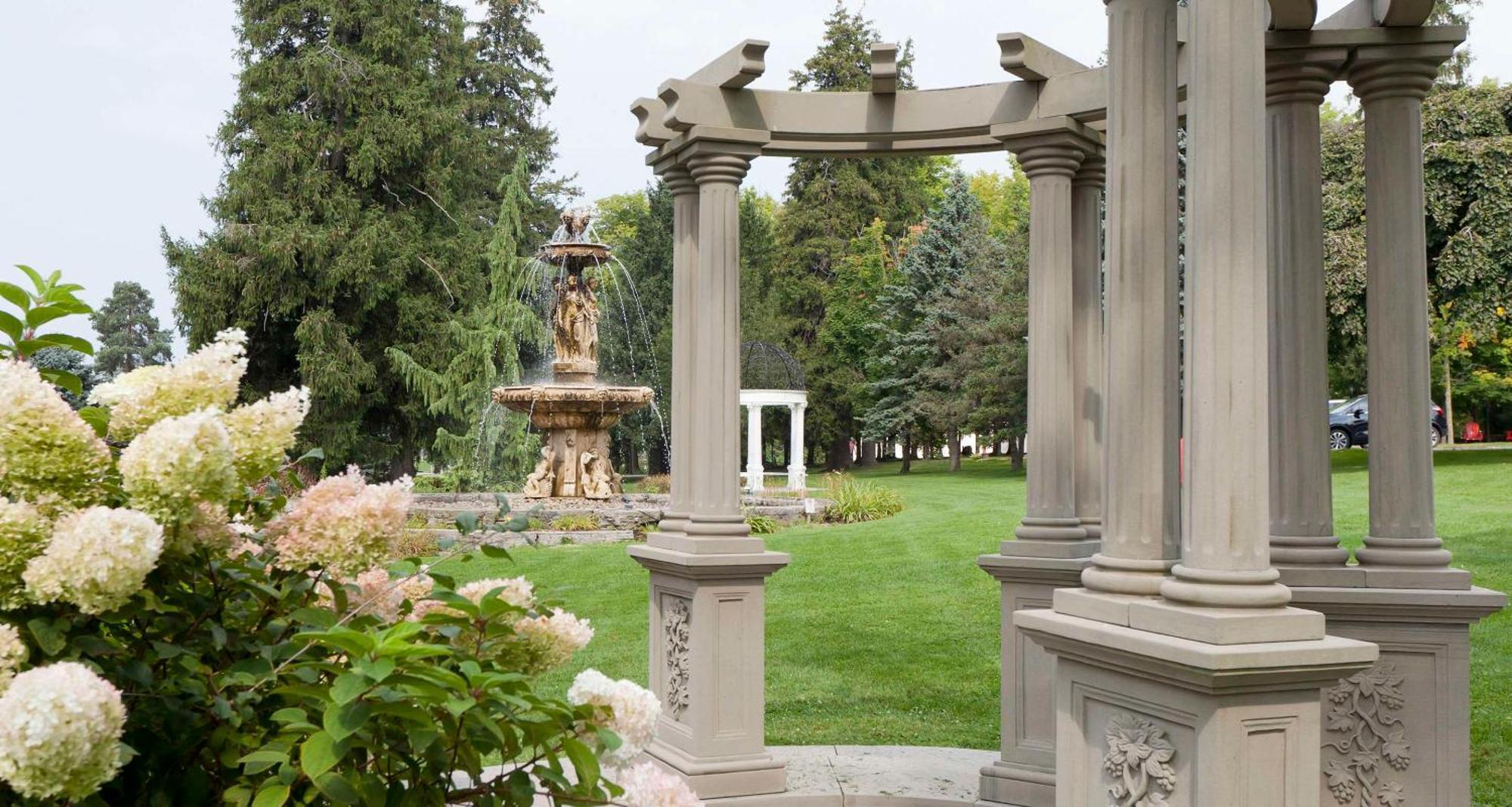 Elm Hurst Inn & Spa Ingersoll Bagian luar foto