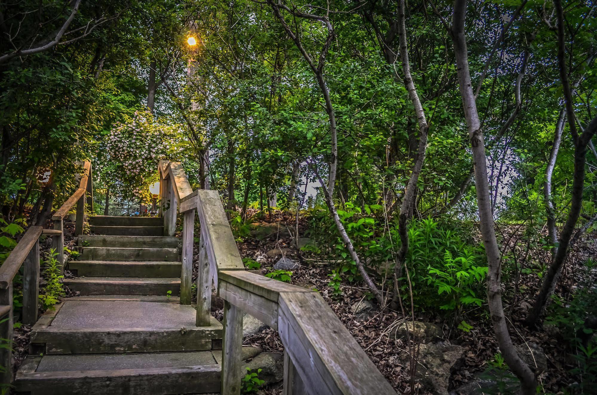 Elm Hurst Inn & Spa Ingersoll Bagian luar foto